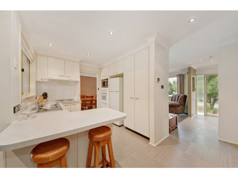 48 Mina Wylie Crescent, Gordon ACT 2906