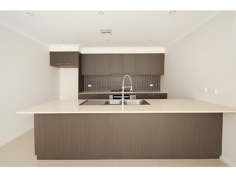 15 Renfree Street, Casey ACT 2913