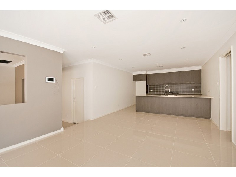 15 Renfree Street, Casey ACT 2913