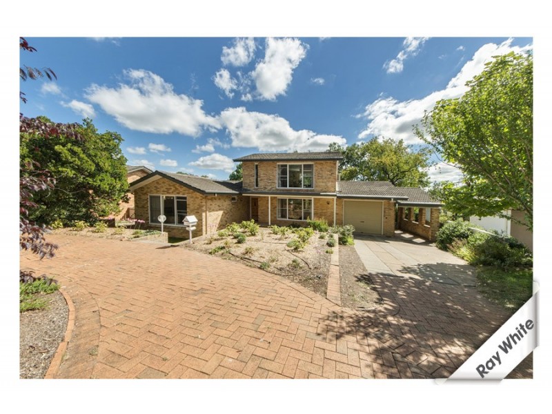 5 Cumberlege Crescent, Pearce ACT 2607