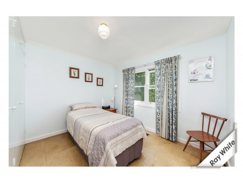 5 Cumberlege Crescent, Pearce ACT 2607