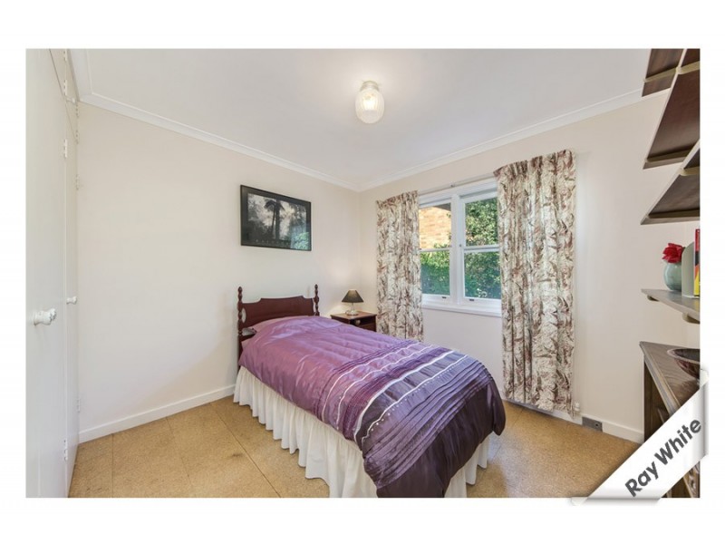 5 Cumberlege Crescent, Pearce ACT 2607