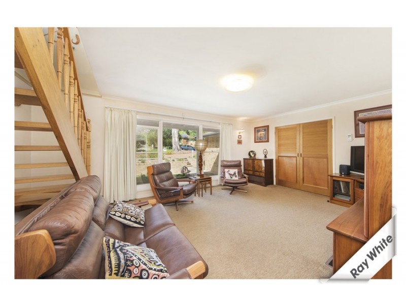 5 Cumberlege Crescent, Pearce ACT 2607