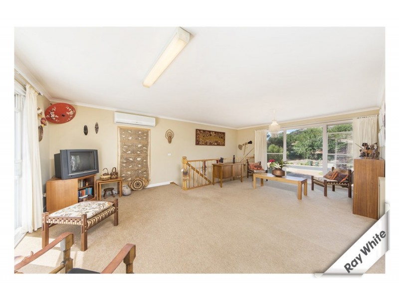 5 Cumberlege Crescent, Pearce ACT 2607