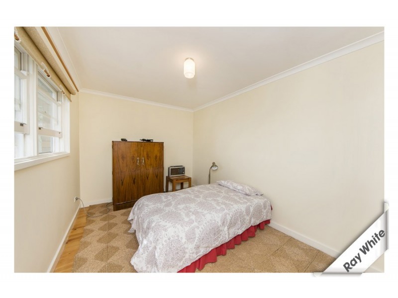 5 Cumberlege Crescent, Pearce ACT 2607