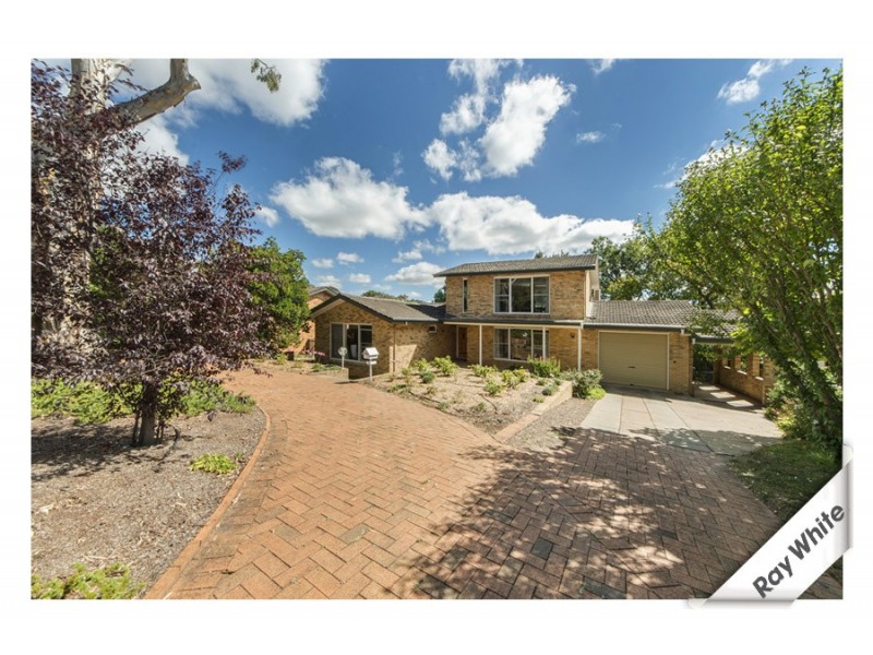 5 Cumberlege Crescent, Pearce ACT 2607