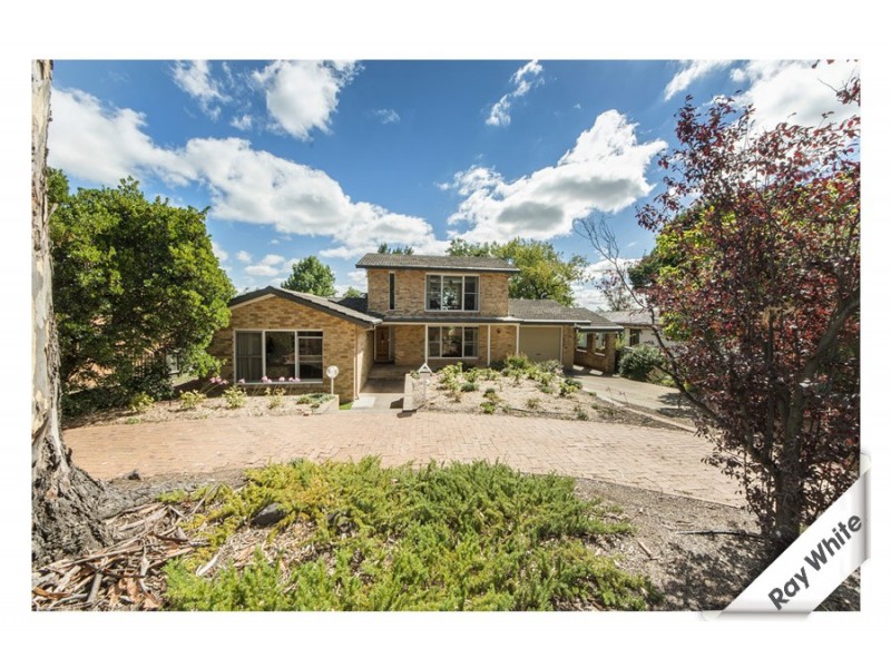 5 Cumberlege Crescent, Pearce ACT 2607