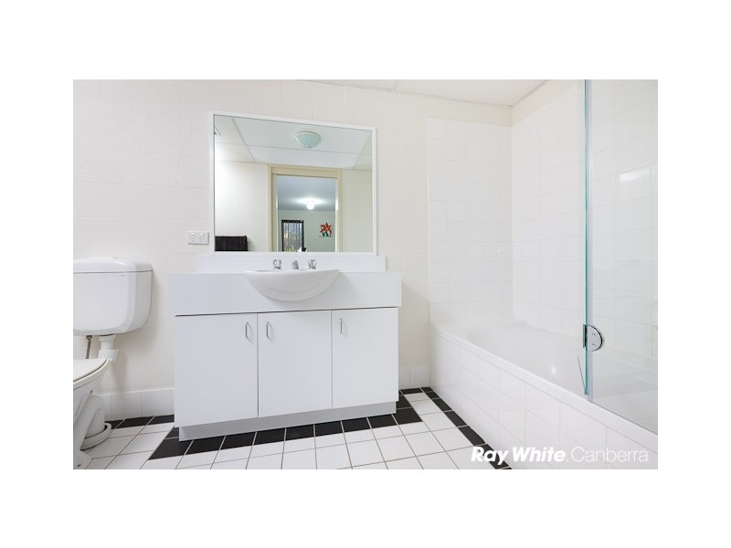 13/1 Tauss Place, Bruce ACT 2617