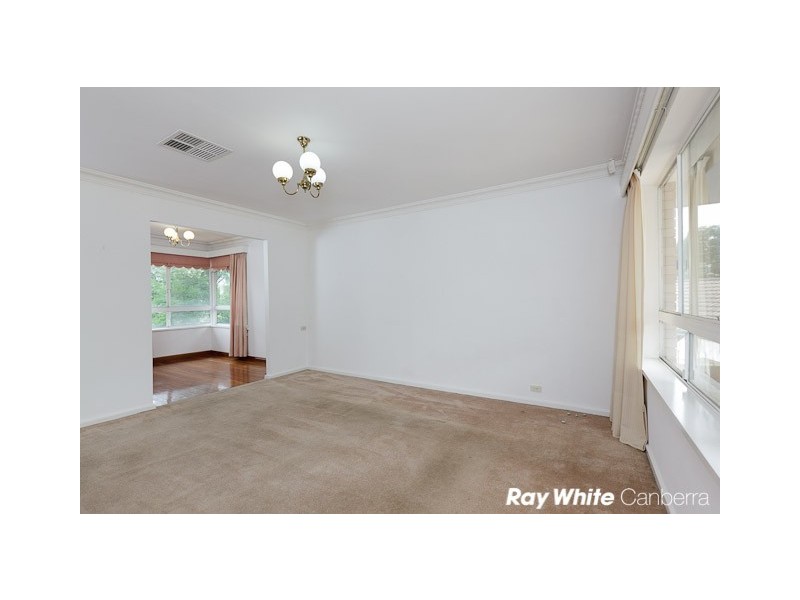 9 Pollock Street, Chifley ACT 2606