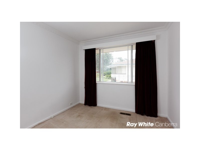 9 Pollock Street, Chifley ACT 2606