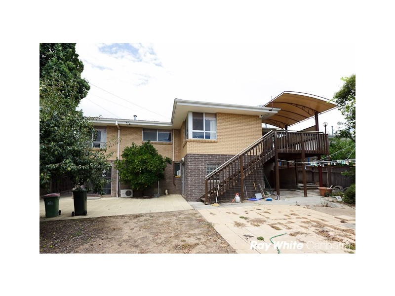 9 Pollock Street, Chifley ACT 2606