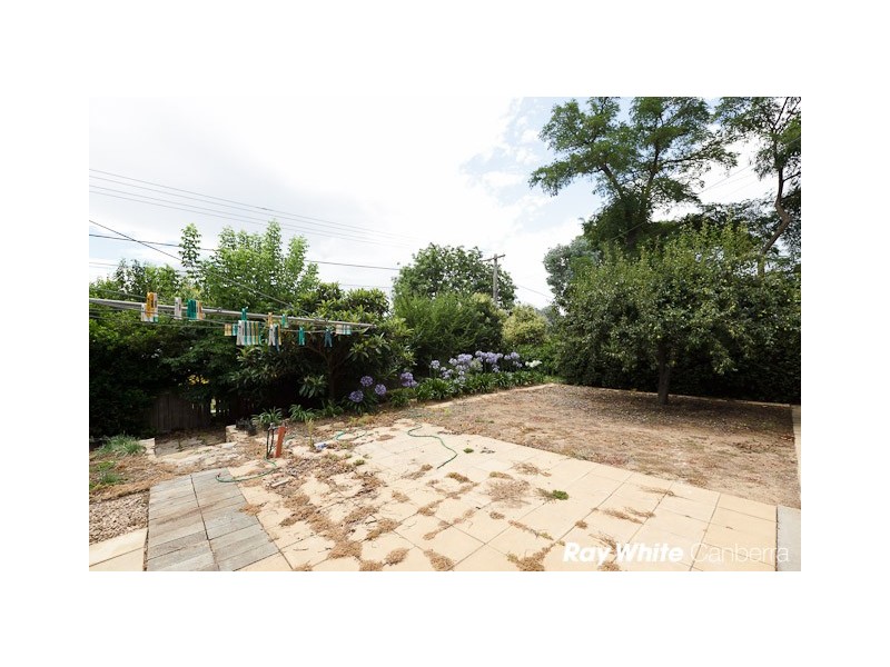 9 Pollock Street, Chifley ACT 2606