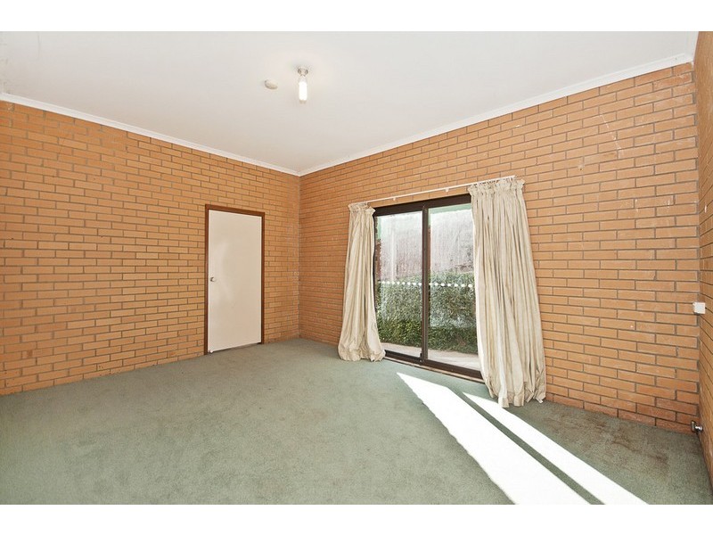 5 Mackerras Crescent, Theodore ACT 2905