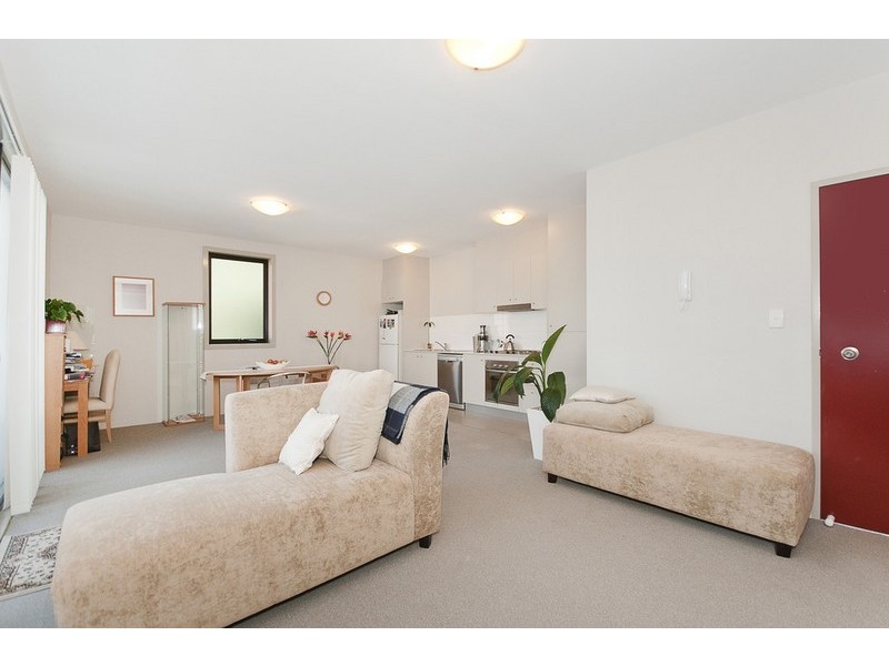 9/3A Stornaway Road, Queanbeyan NSW 2620