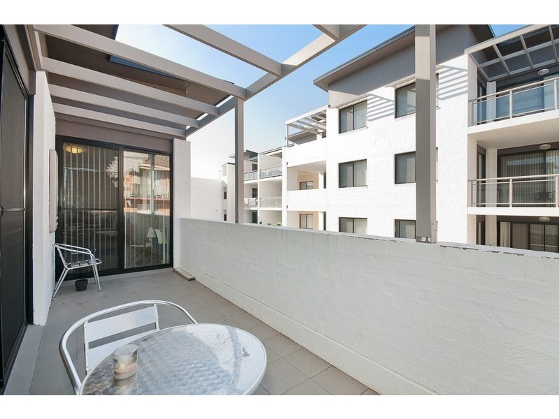 9/3A Stornaway Road, Queanbeyan NSW 2620