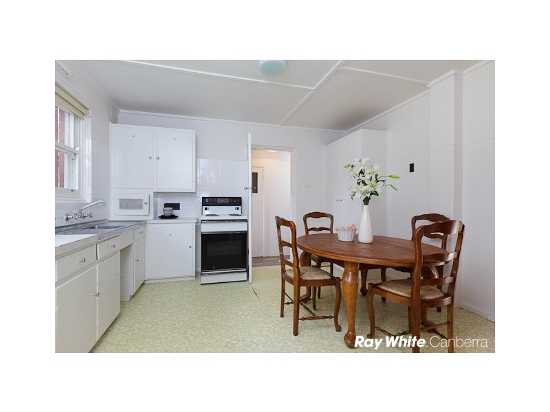 27 Vaughan Gardens, Narrabundah ACT 2604