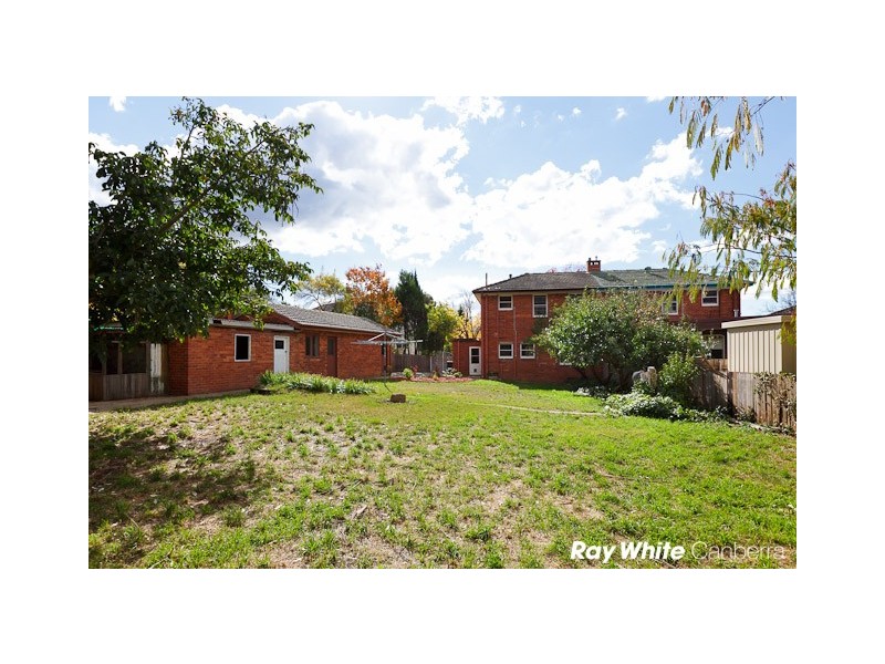 27 Vaughan Gardens, Narrabundah ACT 2604