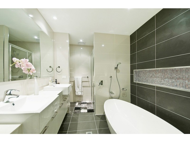 18 Gavin Long Street, Franklin ACT 2913