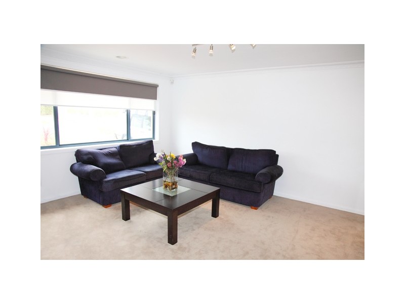 54 Calder Crescent, Holder ACT 2611