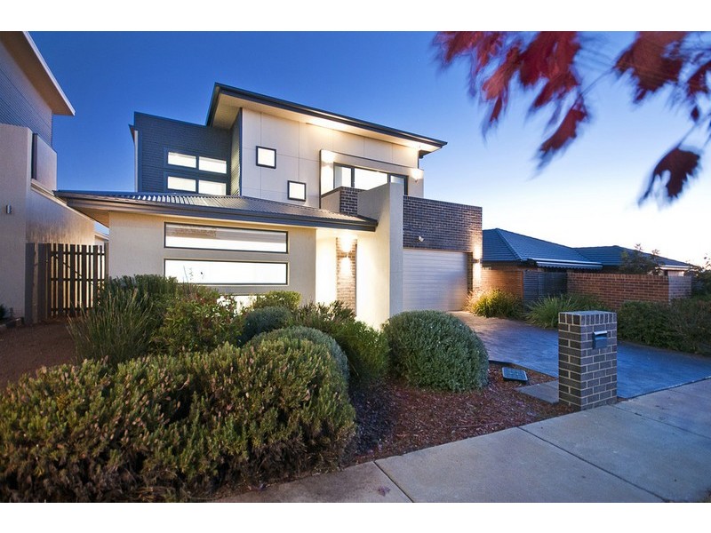 4 Santospirito Street, Forde ACT 2914