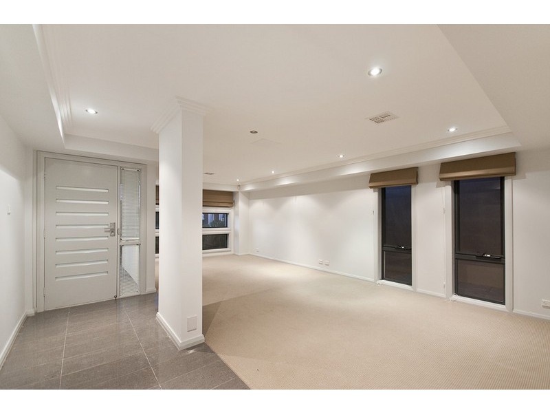 4 Santospirito Street, Forde ACT 2914