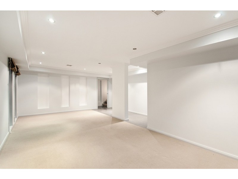 4 Santospirito Street, Forde ACT 2914