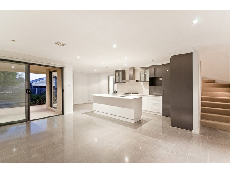 4 Santospirito Street, Forde ACT 2914