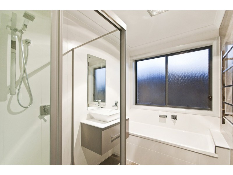 4 Santospirito Street, Forde ACT 2914