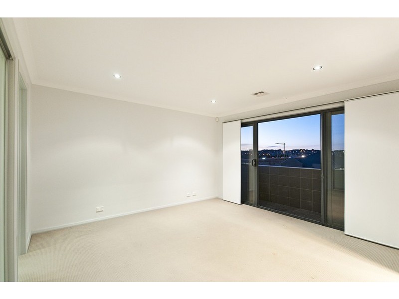 4 Santospirito Street, Forde ACT 2914