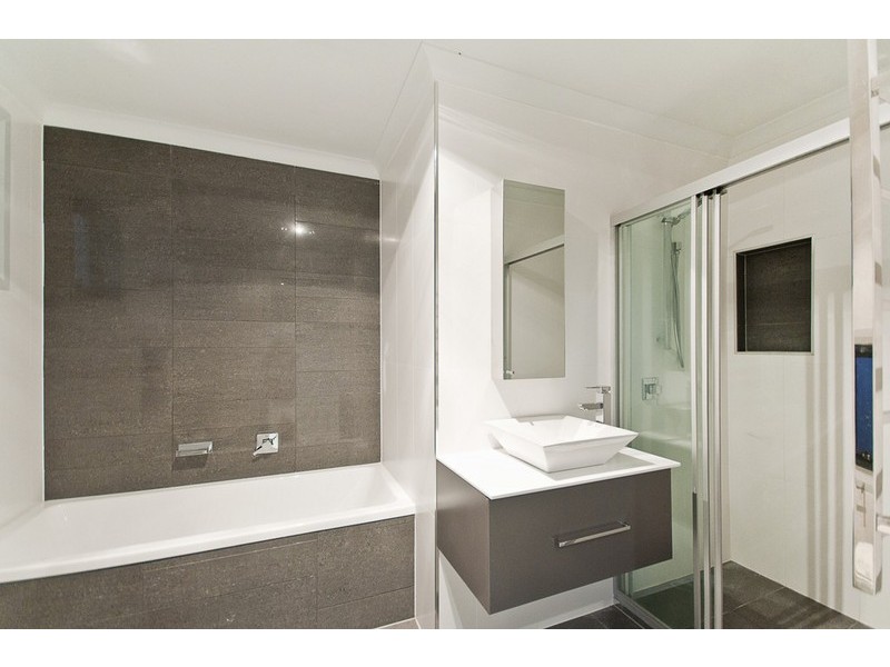 4 Santospirito Street, Forde ACT 2914