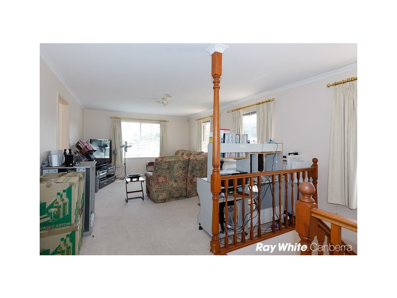 37 Rowntree Crescent, Isaacs ACT 2607