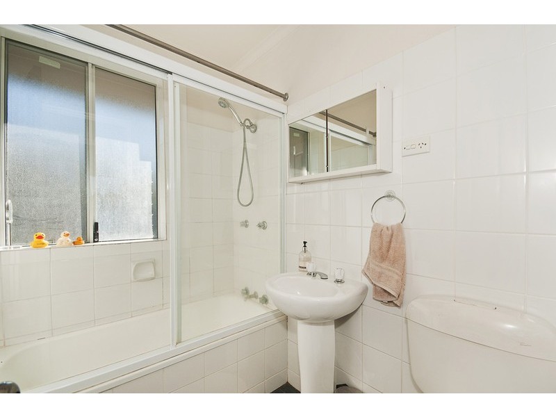 2/1 McGee Place, Pearce ACT 2607