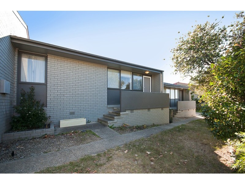 2/1 McGee Place, Pearce ACT 2607