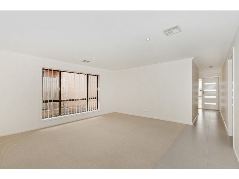 25 Maris King Street, Casey ACT 2913