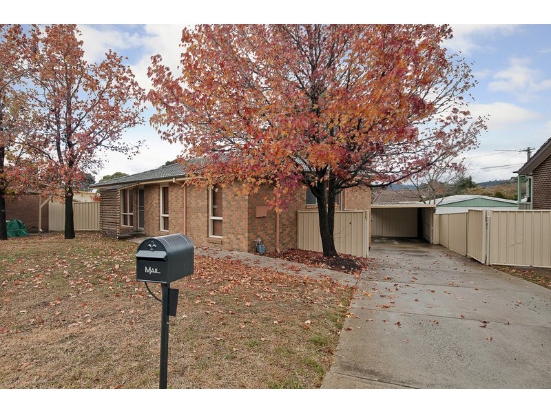 3 Schlam Place, Kambah ACT 2902