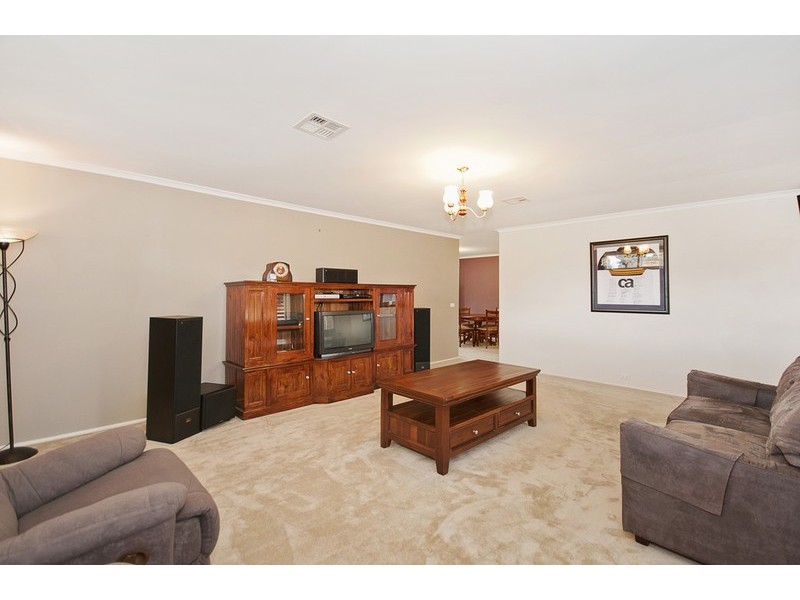 3 Schlam Place, Kambah ACT 2902