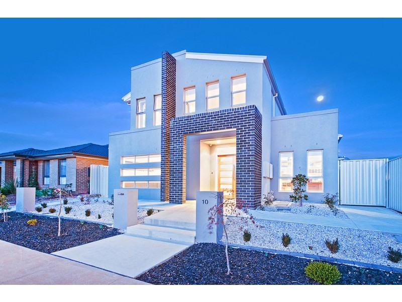 10 Whitington Street, Franklin ACT 2913