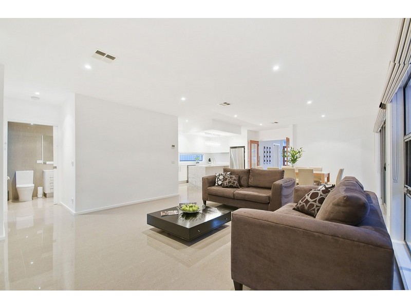 10 Whitington Street, Franklin ACT 2913