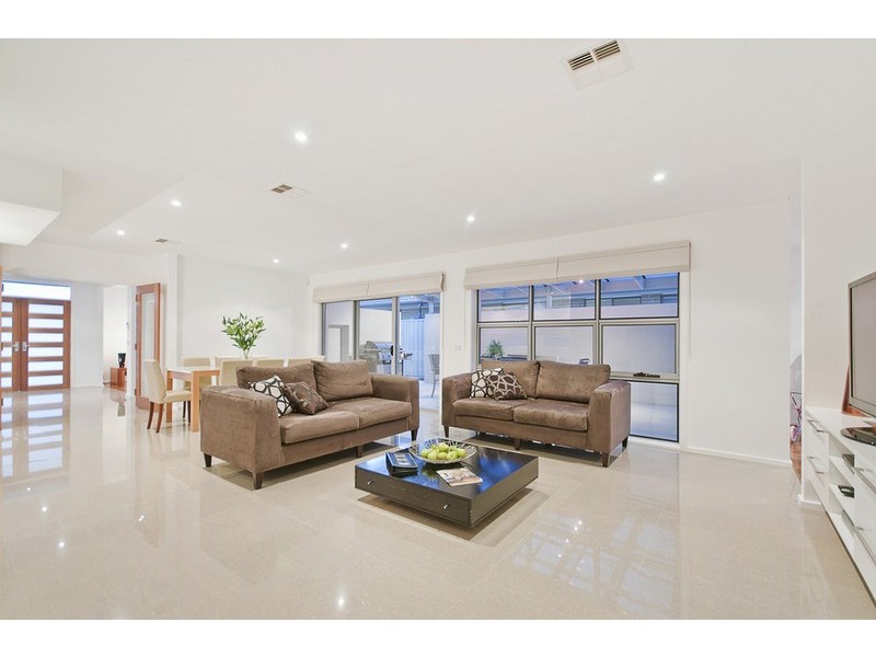 10 Whitington Street, Franklin ACT 2913