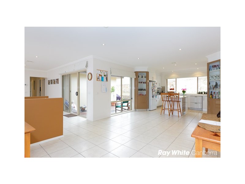 15 Emanuel Place, Conder ACT 2906