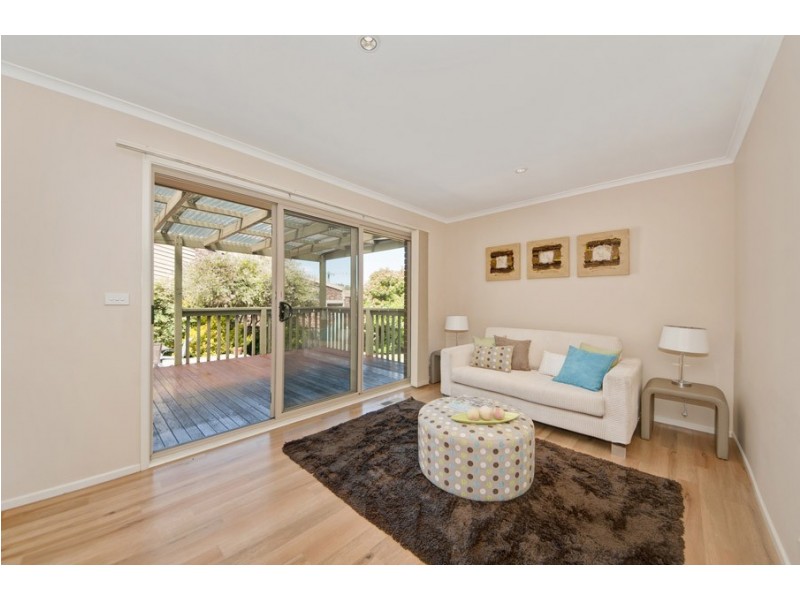 24 Bertram Street, Fadden ACT 2904