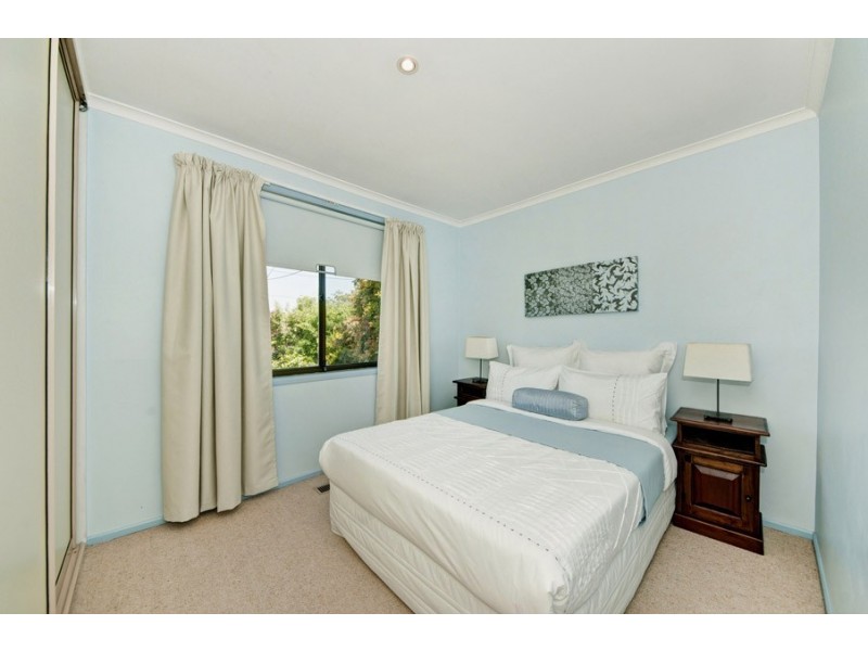 24 Bertram Street, Fadden ACT 2904