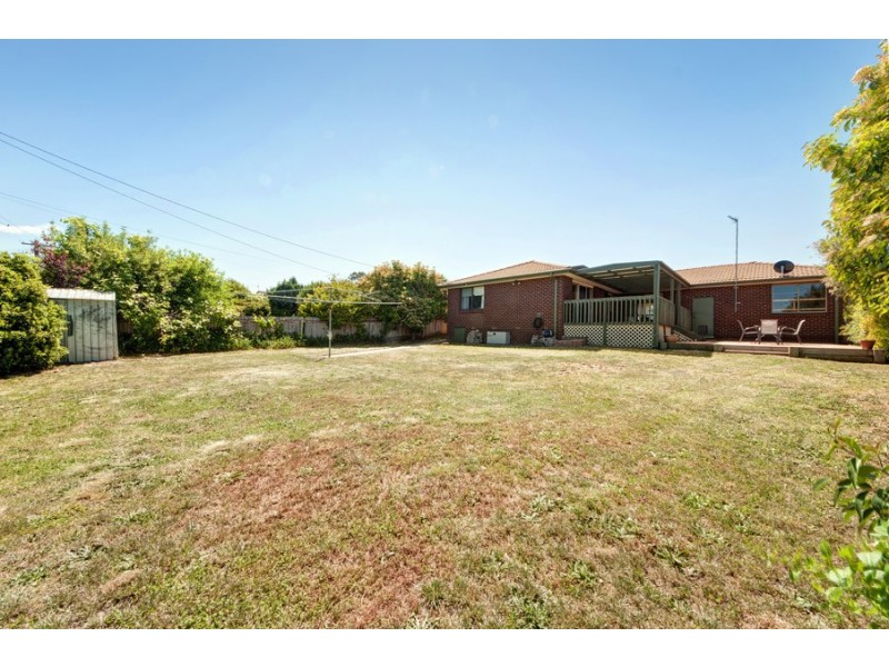 24 Bertram Street, Fadden ACT 2904