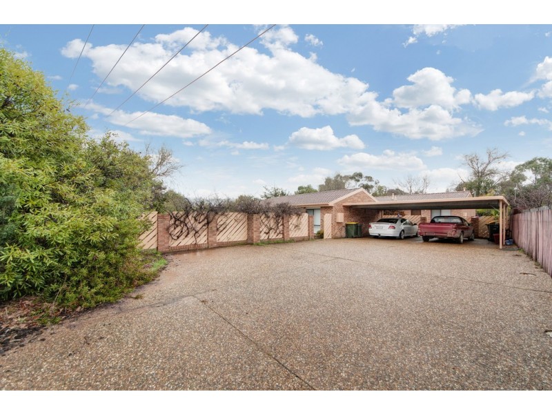 65A and 65B Pennington Crescent, Calwell ACT 2905
