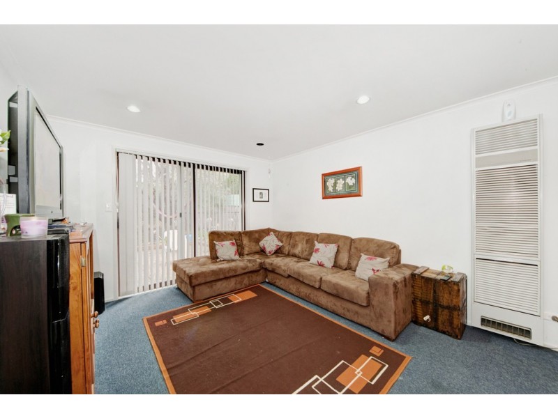 65A and 65B Pennington Crescent, Calwell ACT 2905