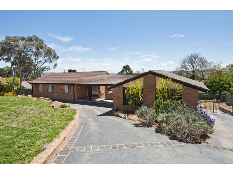 21 Daley Crescent, Fraser ACT 2615