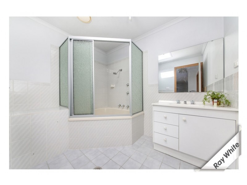 10/92 Julia Flynn Avenue, Isaacs ACT 2607