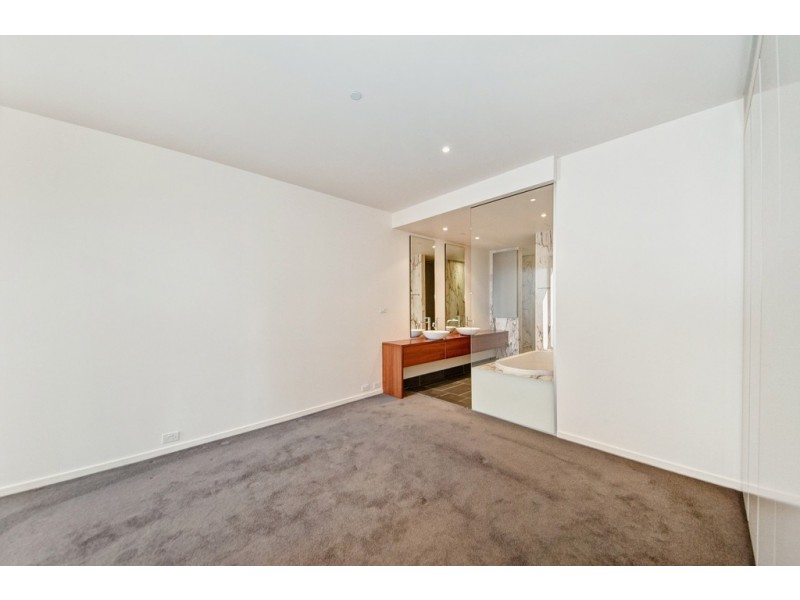 509/21 Marcus Clarke Street, City ACT 2601
