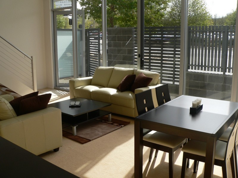 2/5 London Circuit, City ACT 2601