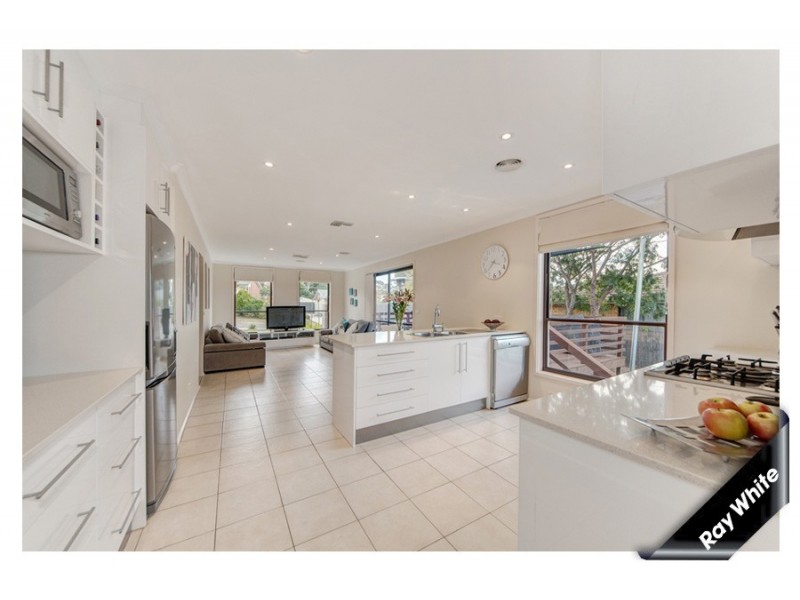 16 Rossarden Street, Fisher ACT 2611